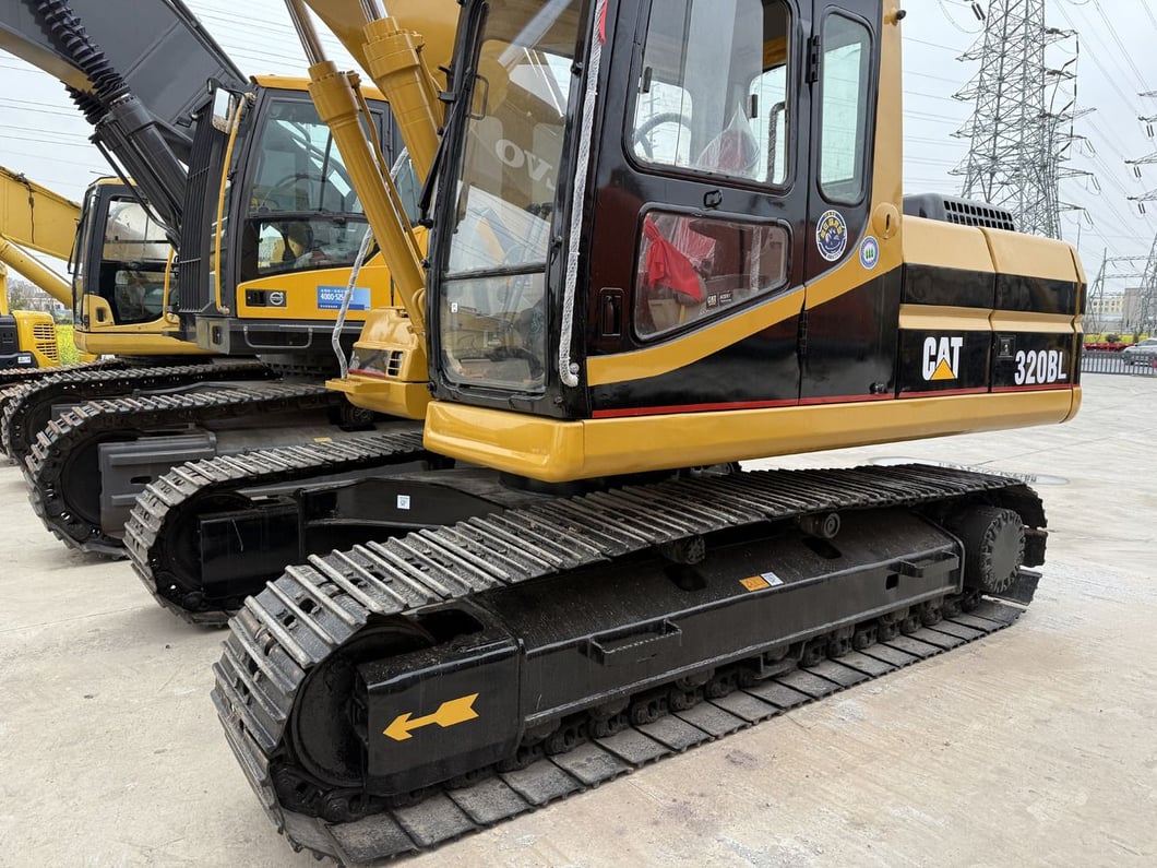 2022 Caterpillar 320B Crawler Excavator