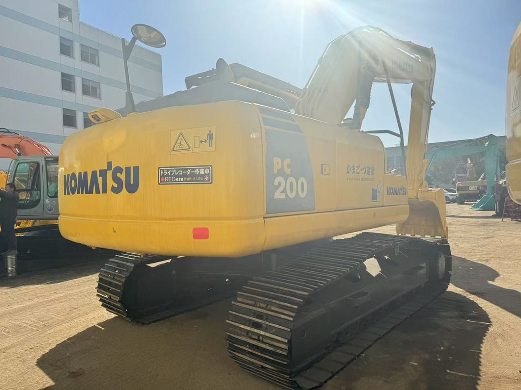 2018 Komatsu PC200-8 Crawler Excavator