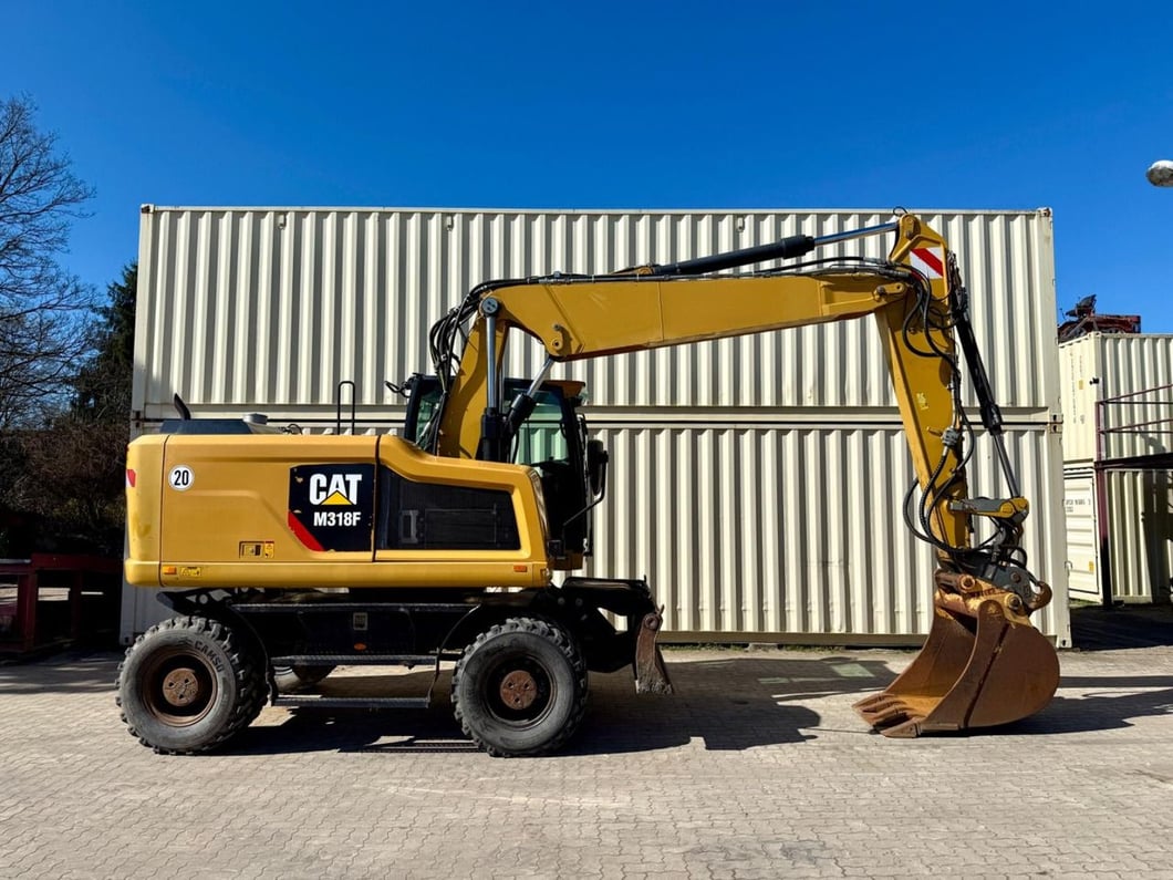 2016 Caterpillar M318F Wheel Excavator