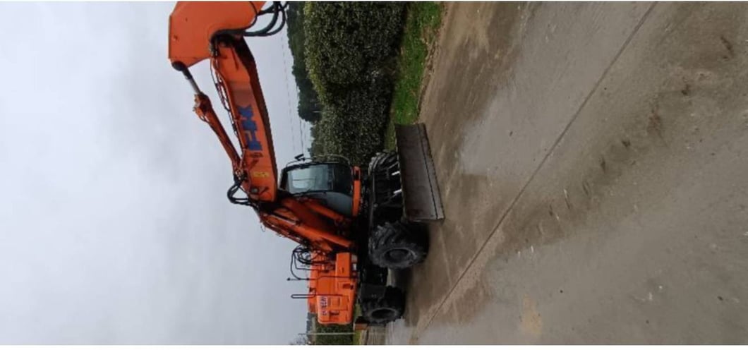 2002 New Holland EX165W Wheel Excavator