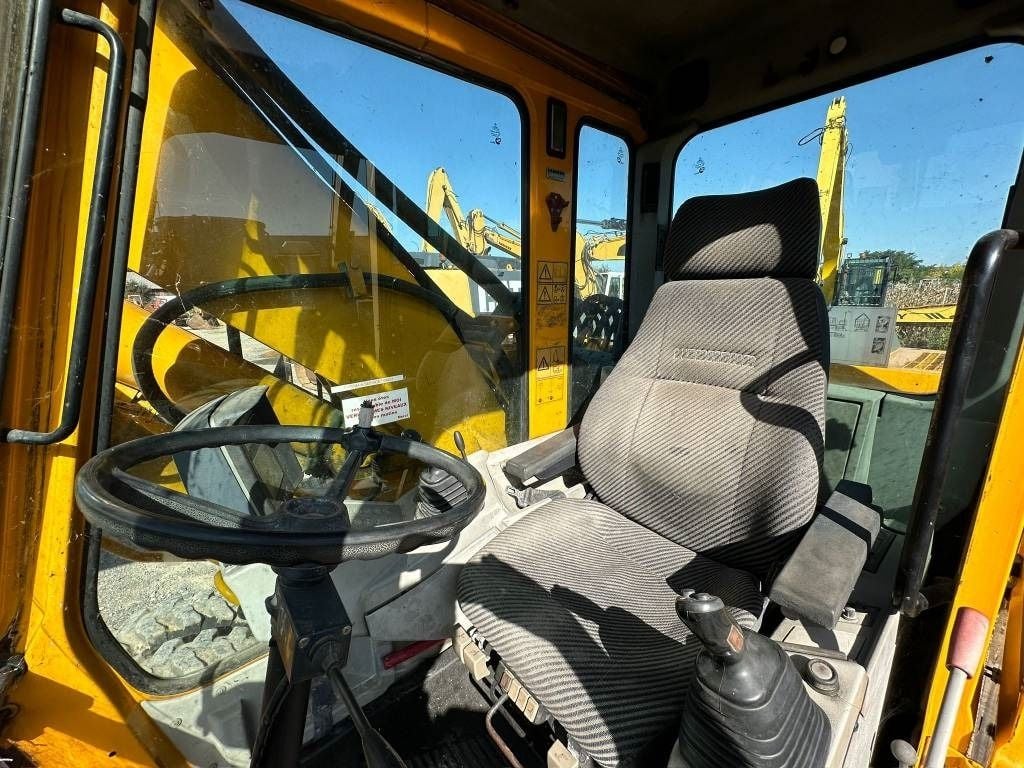 2005 Liebherr A900B LITRONIC Wheel Excavator