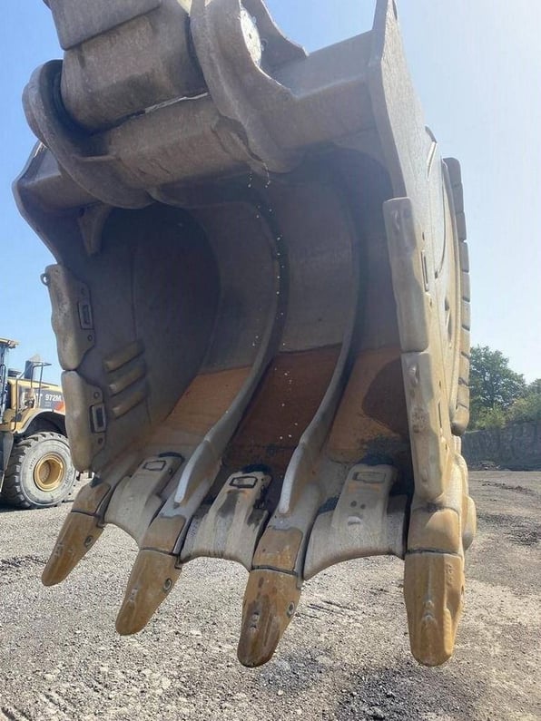 2018 Liebherr R 976 HD Crawler Excavator