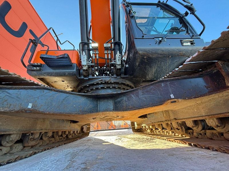 2021 Doosan DX255LC-5 Crawler Excavator