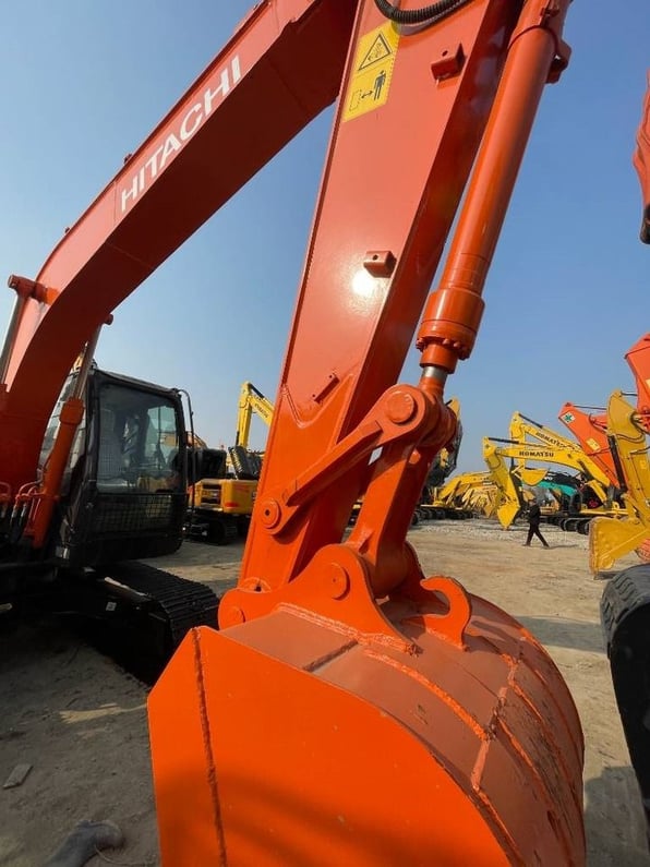 2023 Hitachi ZX130 Crawler Excavator