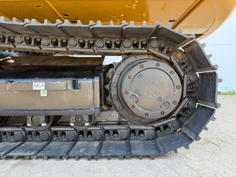 2025 Caterpillar 323D3 Crawler Excavator