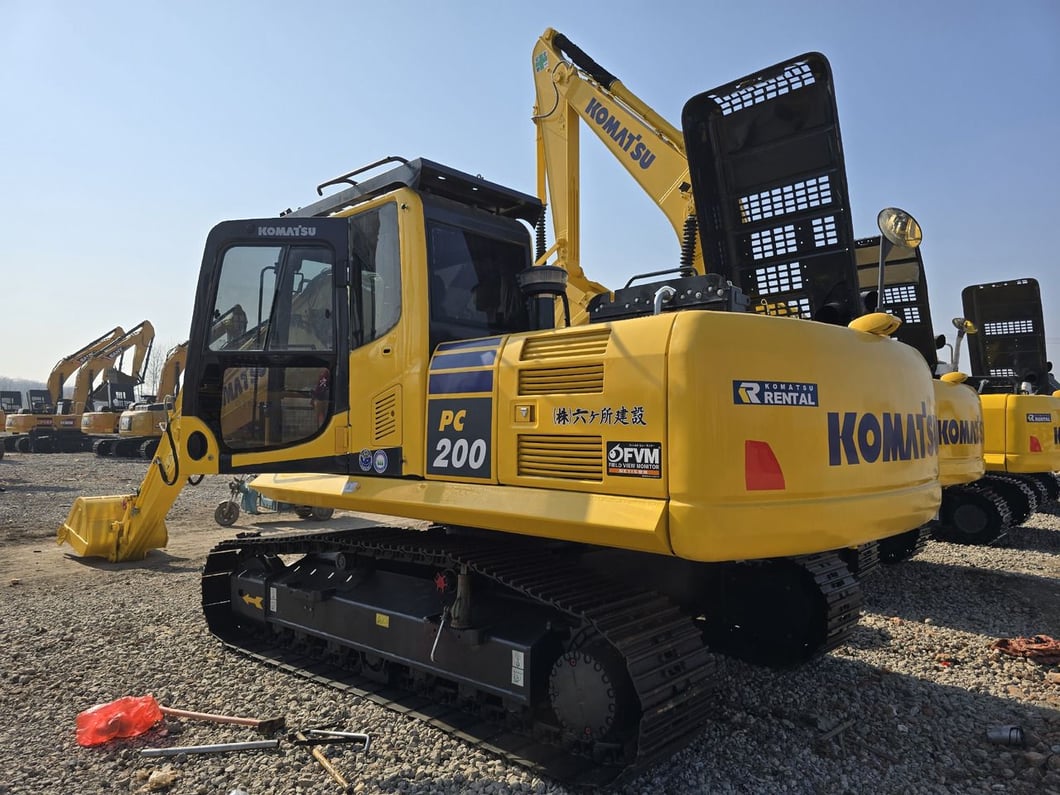2025 Komatsu PC200-8 Crawler Excavator