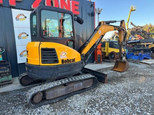 2016 Bobcat E35 Mini Excavator