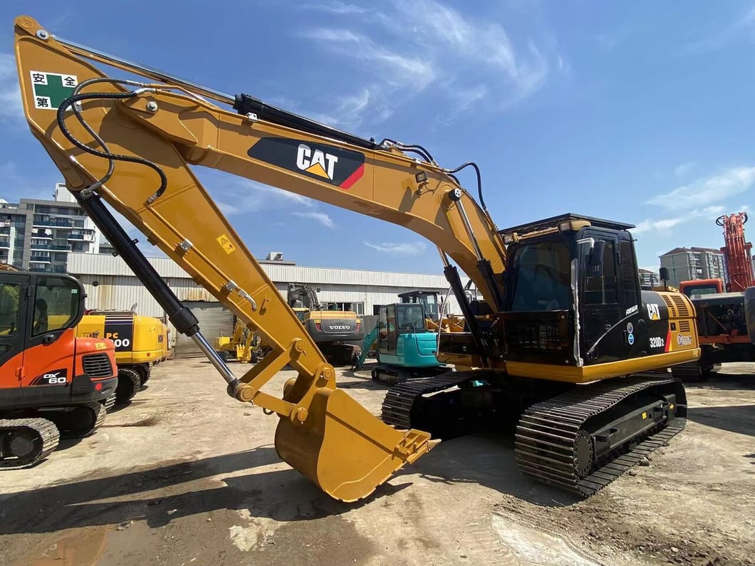 2025 Caterpillar 320D2 Crawler Excavator
