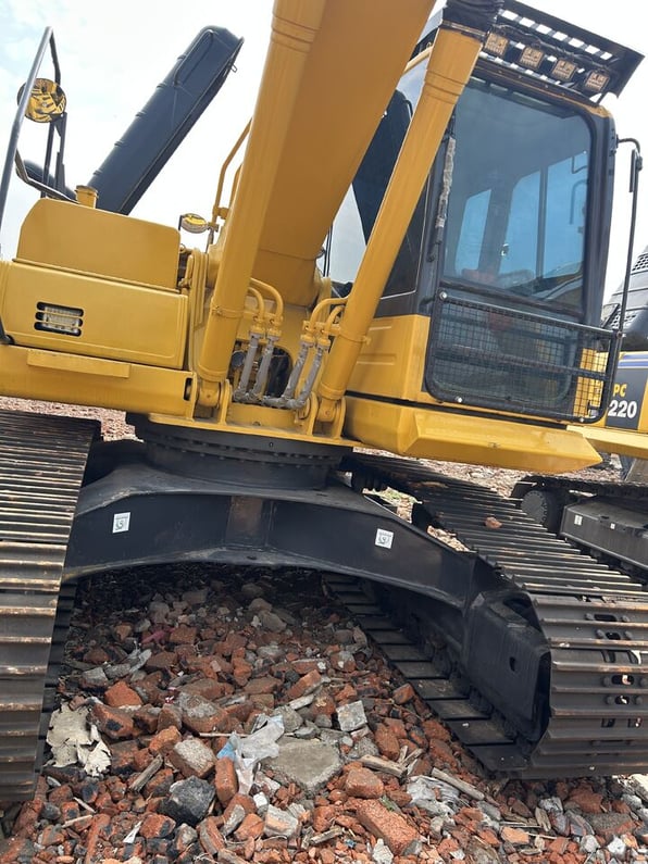 2023 Komatsu PC200-8 Crawler Excavator