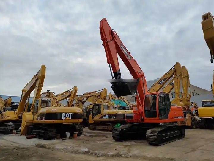 2020 Doosan DX225LC Crawler Excavator