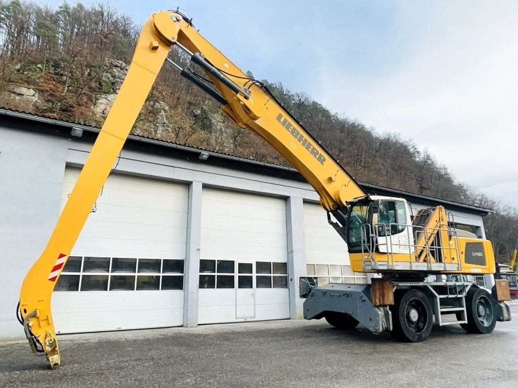 2017 Liebherr LH60 M LITRONIC Material Handler