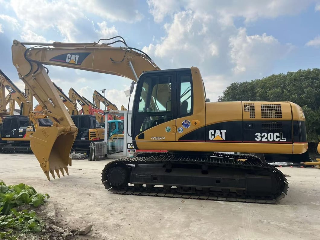 2011 Caterpillar 320CL Crawler Excavator