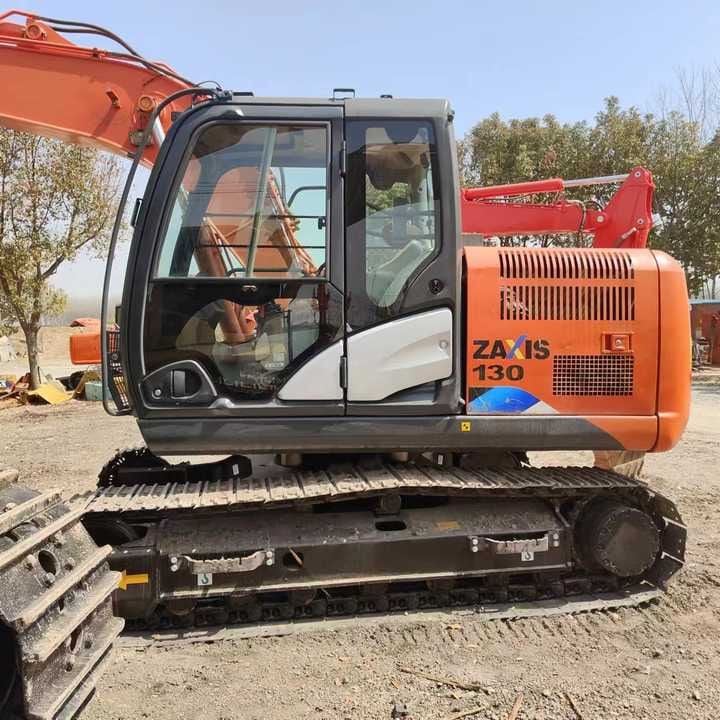 Hitachi ZX120 Crawler Excavator