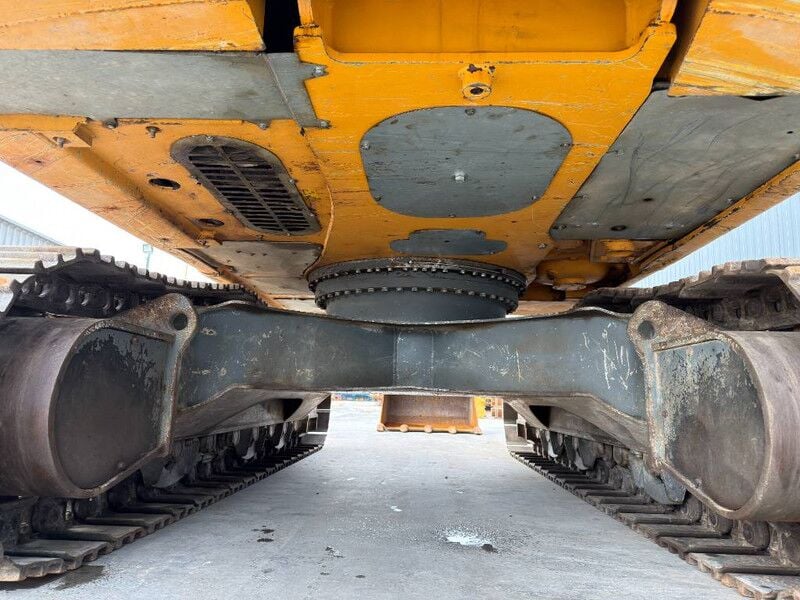 2014 Liebherr R922 SLC Crawler Excavator