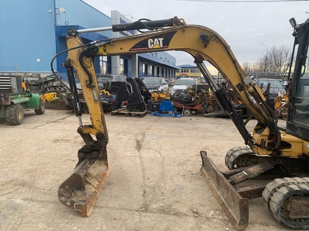 Mini Excavadora Caterpillar 302.5 2000
