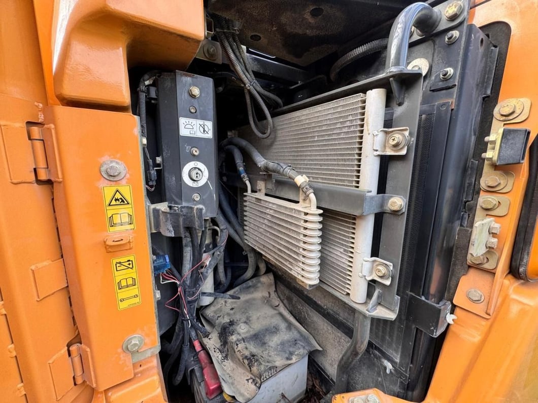 2017 CASE CX75C SR Crawler Excavator