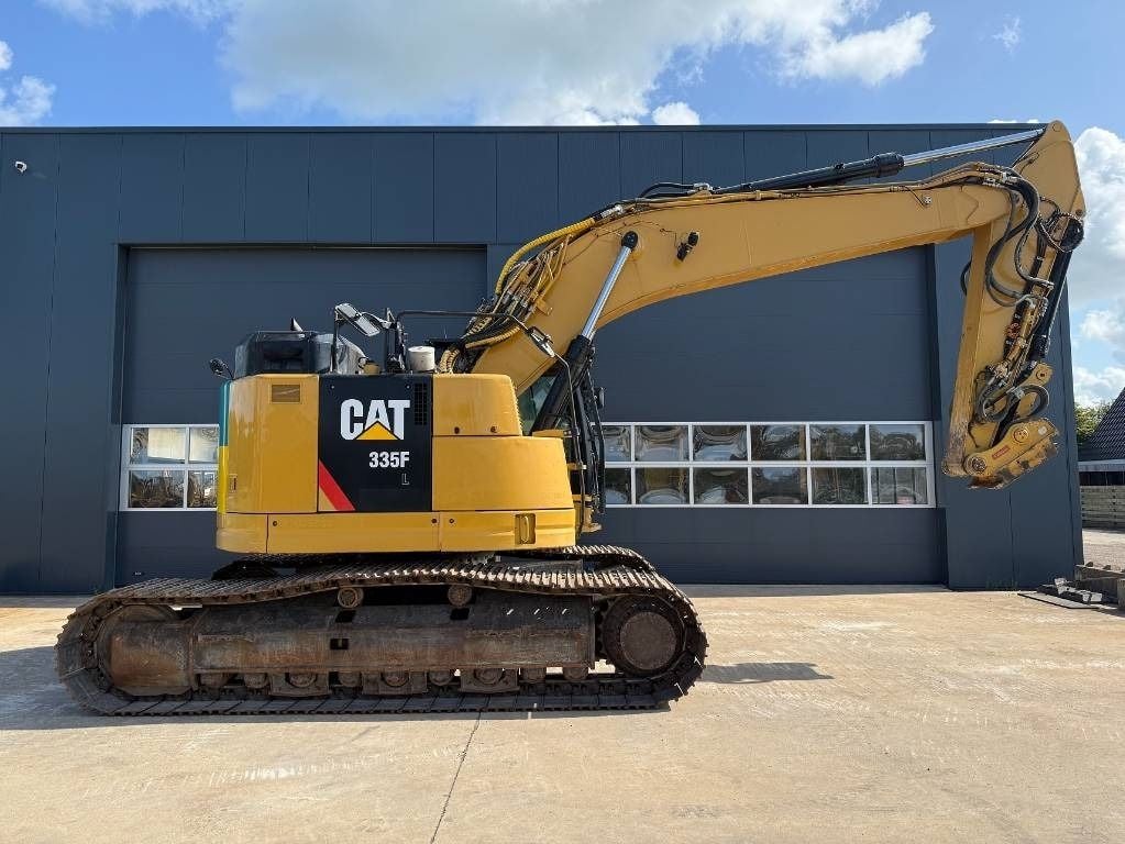 2017 Caterpillar 335FLCR Crawler Excavator