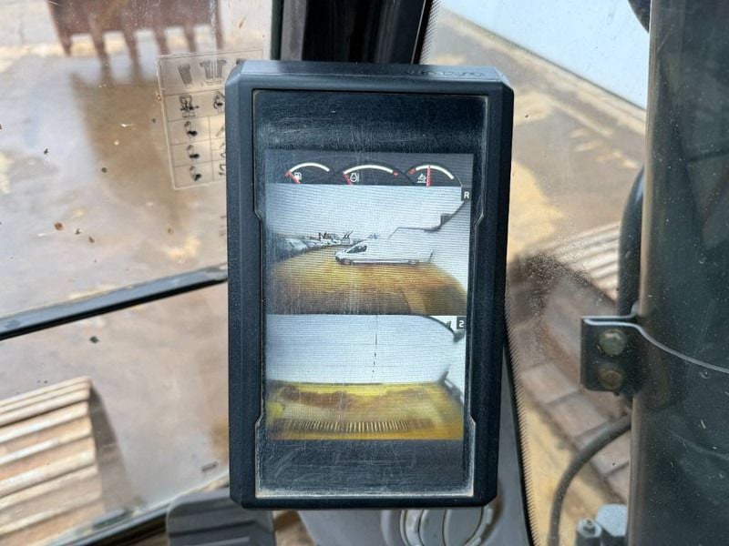 Volvo EC300EL – Hammer Lines / Quick Coupler / Camera (2020)