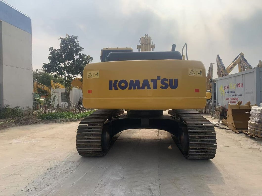 2020 Komatsu PC300 Crawler Excavator