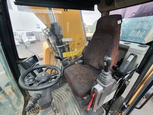 2018 Caterpillar MH3024 Material Handler
