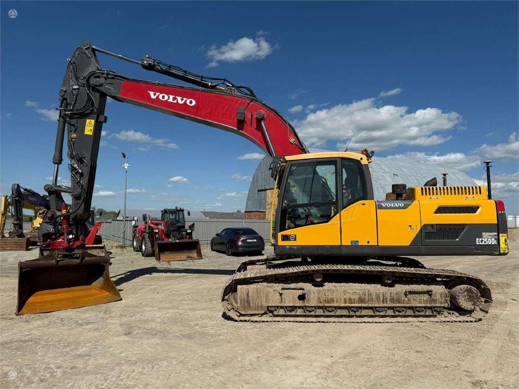 2013 Volvo EC250DL Crawler Excavator
