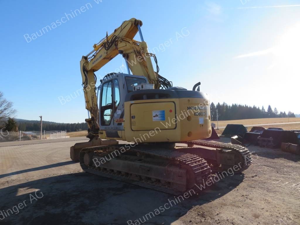 2009 New Holland E235BSR-2 ES Crawler Excavator
