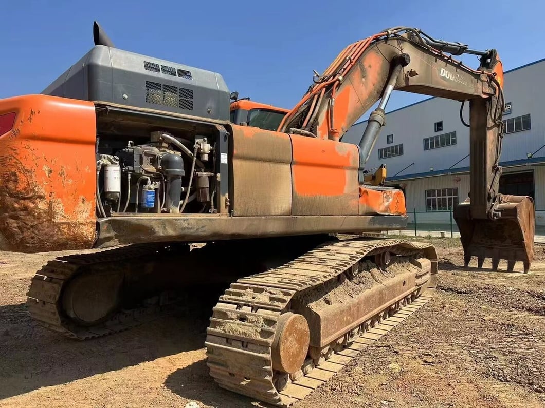 2022 Doosan DX420LC Crawler Excavator
