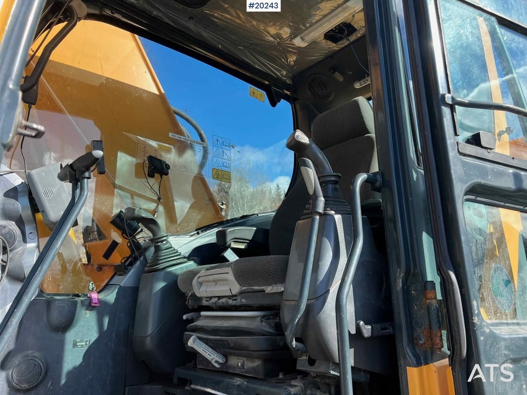 2012 Hyundai R235LCR-9