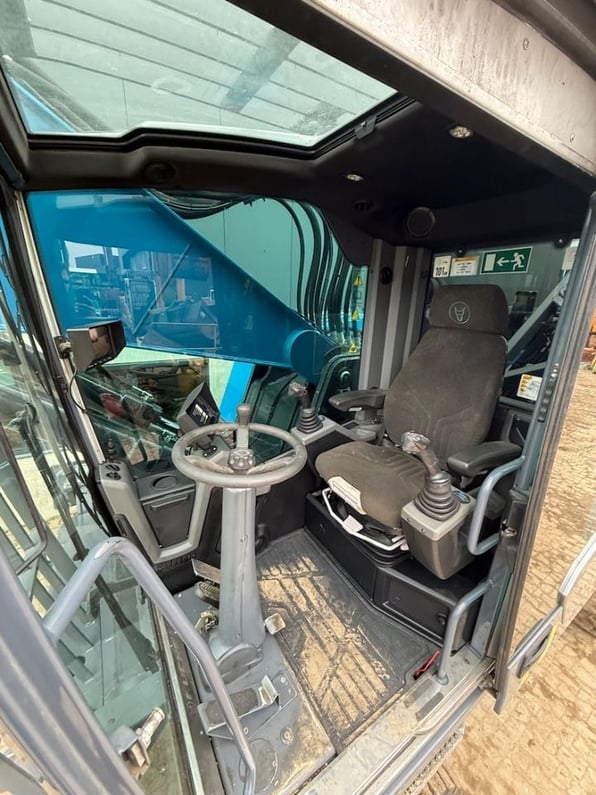 2021 Fuchs MHL350F Material Handler