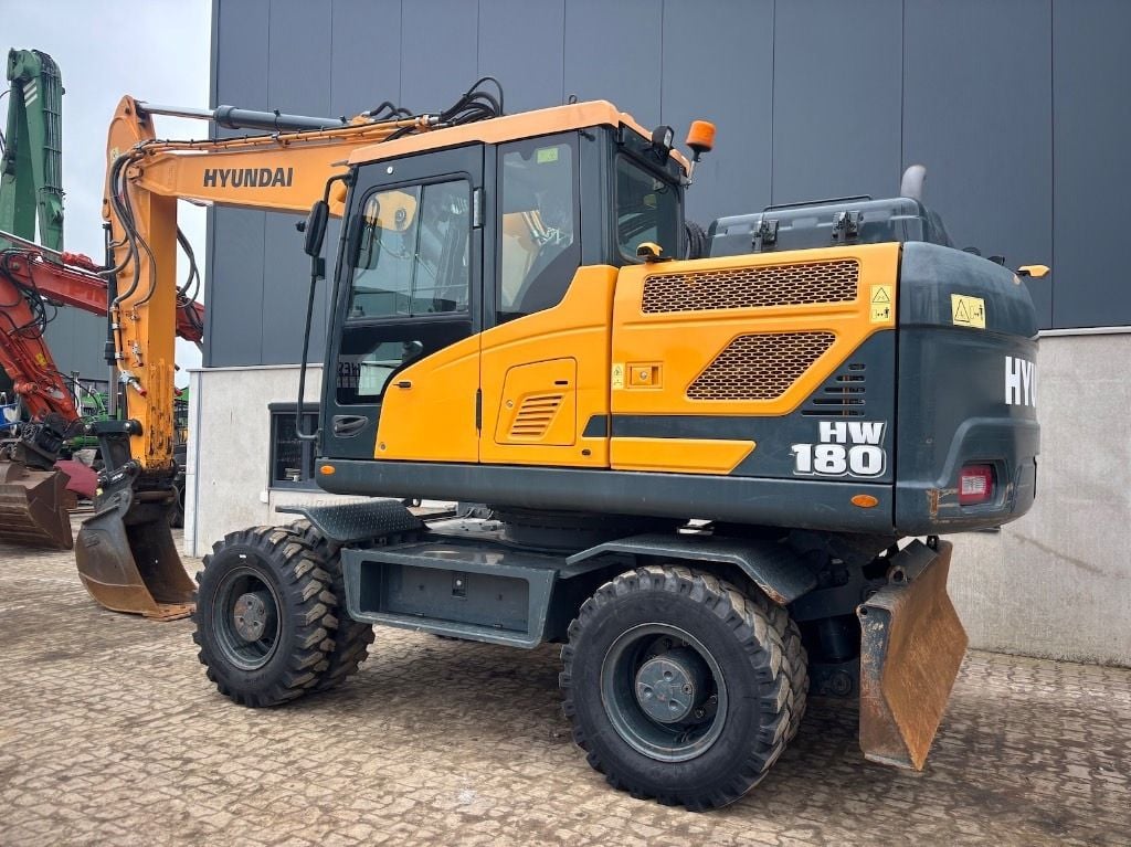 2020 Hyundai HW180 Wheel Excavator