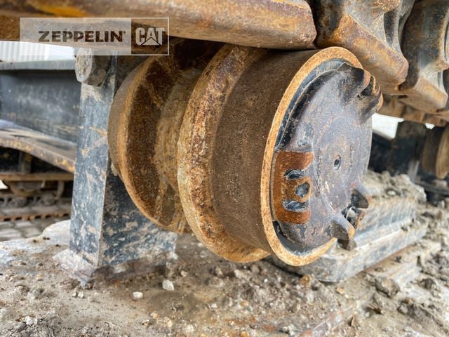 2019 Caterpillar 352F Crawler Excavator