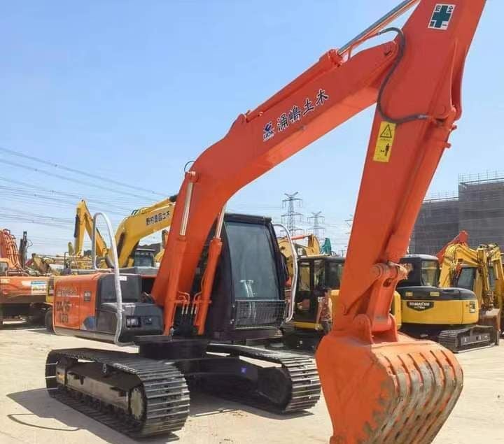 2020 Hitachi ZX120 Crawler Excavator