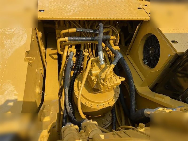 2024 Caterpillar 330D Crawler Excavator