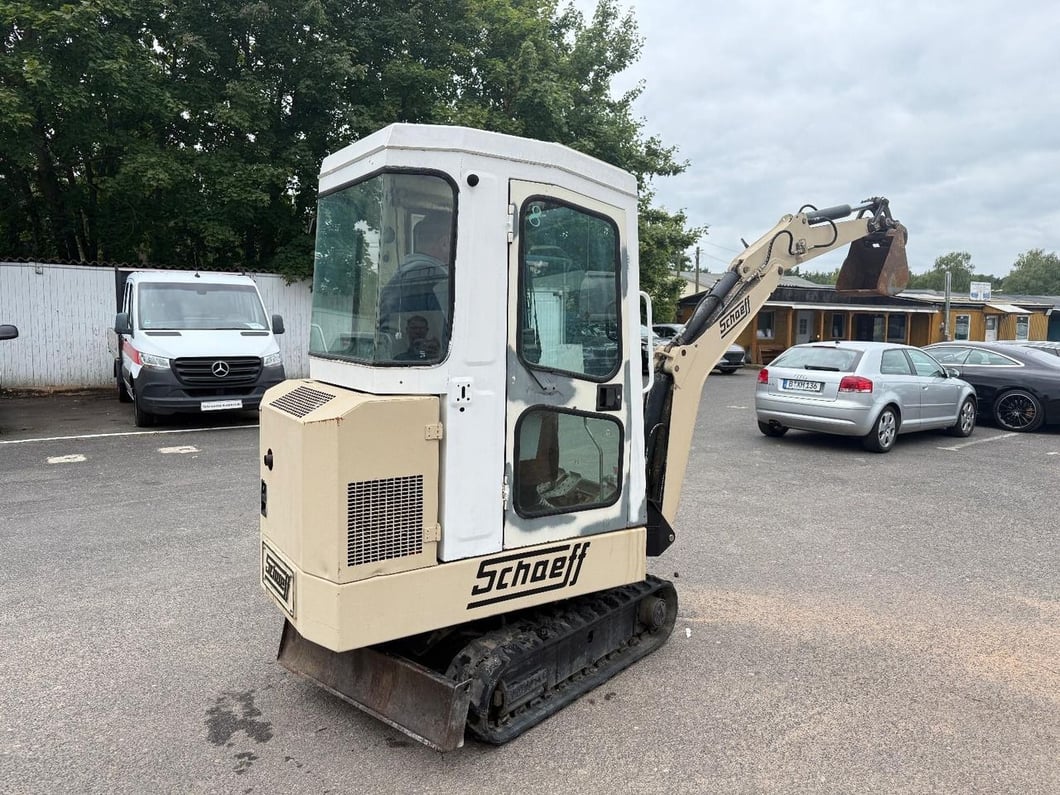 1995 Schaeff HR 12 Mini Excavator