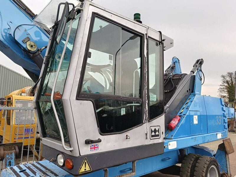 2007 Fuchs MHL331 Material Handler