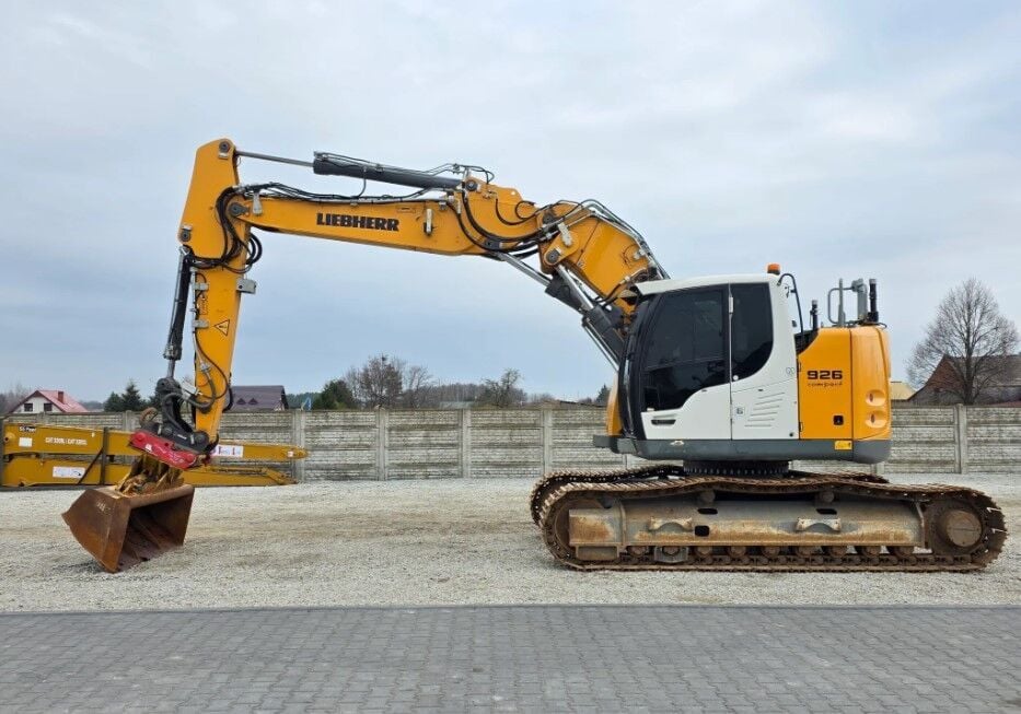 2020 Liebherr R926COMPACT Crawler Excavator