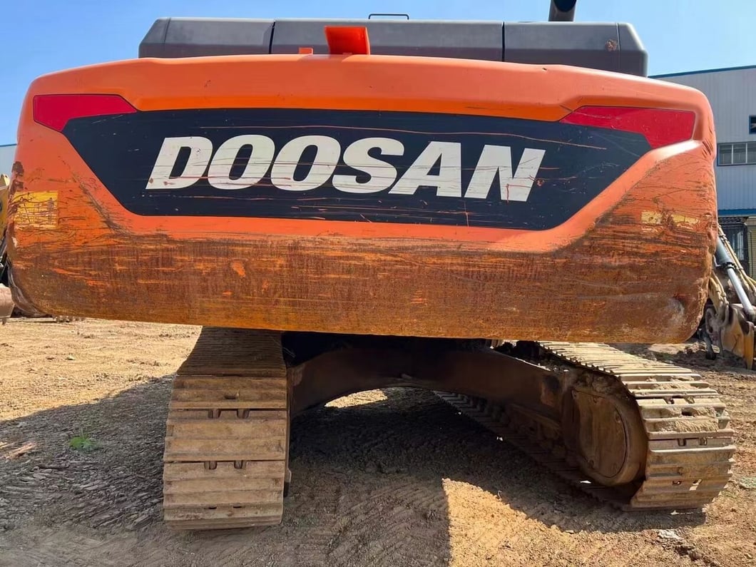 2022 Doosan DX420LC Crawler Excavator
