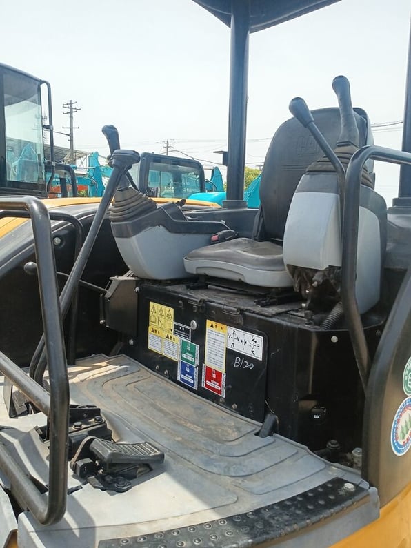 2023 Caterpillar 304CCR Mini Excavator