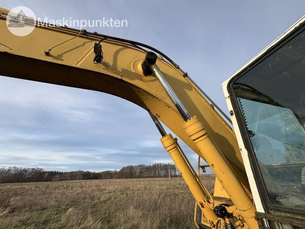 1995 Komatsu PC120-5 Crawler Excavator