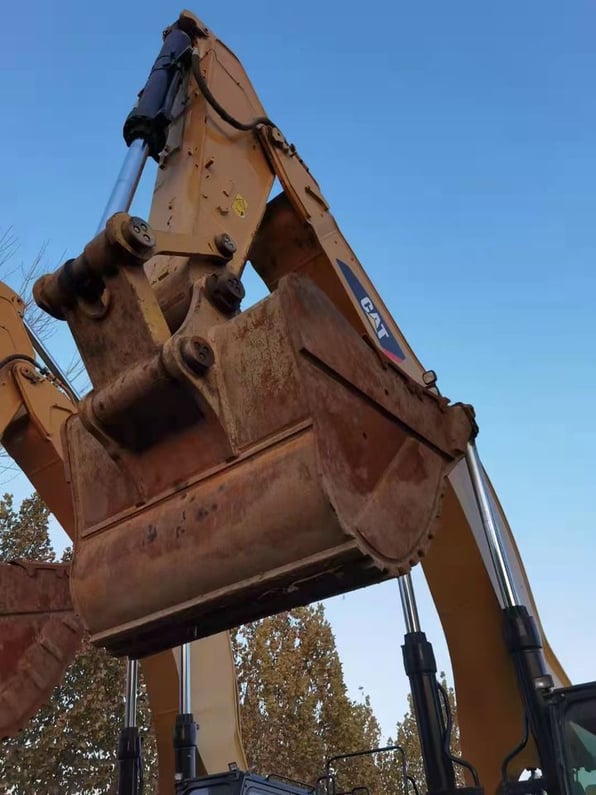Caterpillar 390F Crawler Excavator