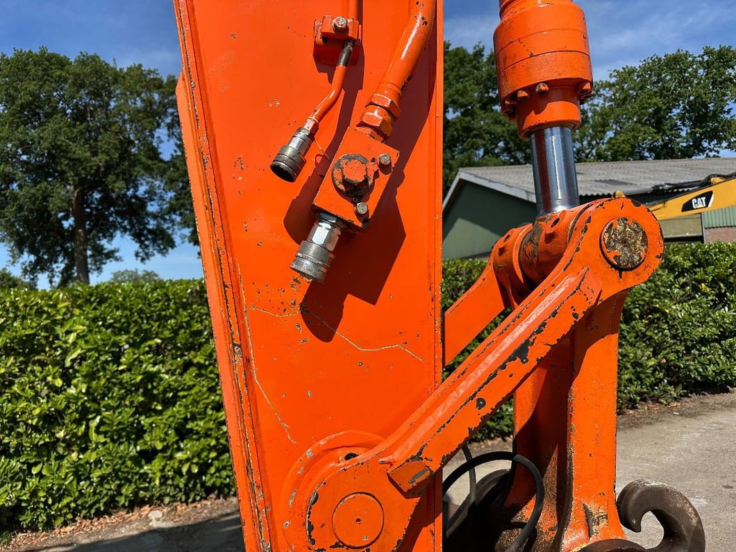 2014 Hitachi ZH210LC-5B Crawler Excavator