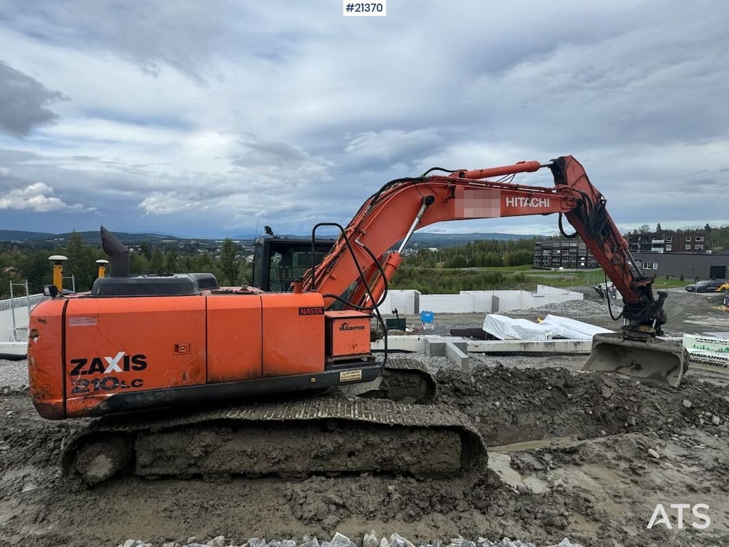 2013 Hitachi ZX210LC-5B Crawler Excavator