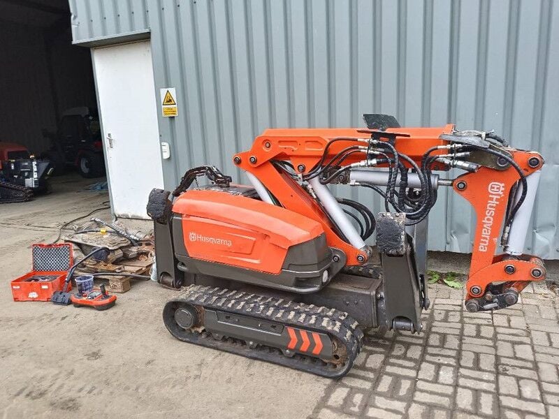 2009 Husqvarna DXR 310 Crawler Excavator
