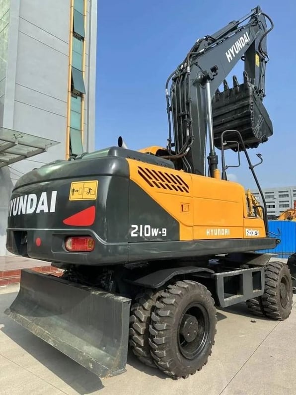 2023 Hyundai R210W-9T Wheel Excavator