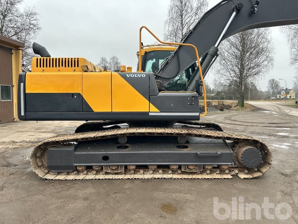 2011 Volvo EC250DL Crawler Excavator