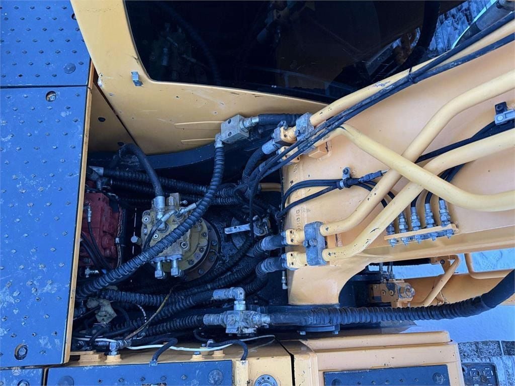 2011 Hyundai R210LC-9 Crawler Excavator