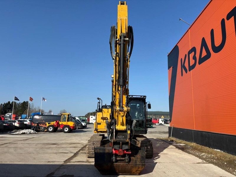 Caterpillar 320 FL 2 Buckets / 3D / Tiltrotator / AC / Central Lubrication (2016)