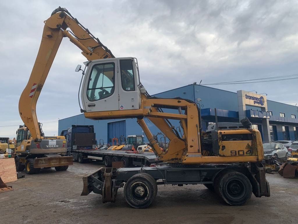 2009 Liebherr A904 C Wheel Excavator
