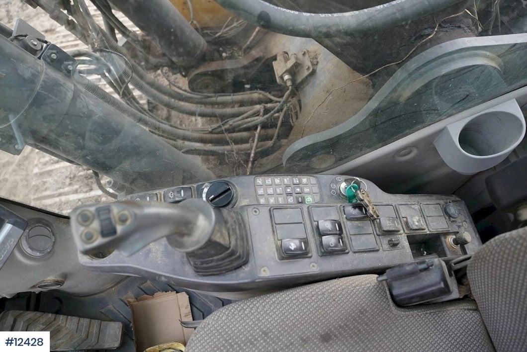 2008 Volvo EC240CL Crawler Excavator
