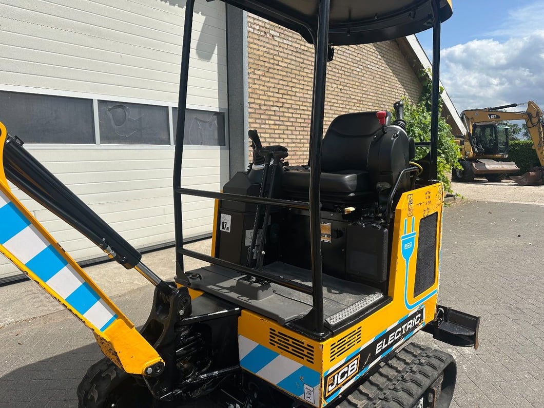2022 JCB 19C-1 Mini Excavator